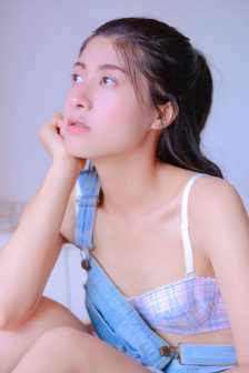 她的紧致被他撑到极致